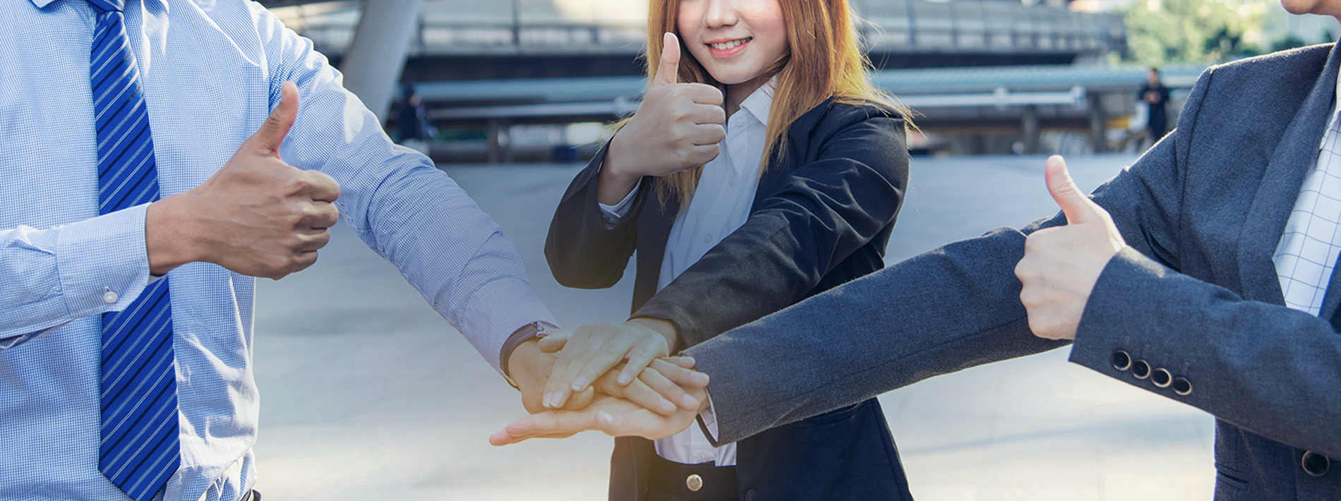 CRM 첫번째 메인이미지